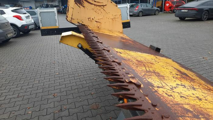 Biso Schrattenecker Rapstisch 5,40m - 联合收割机:图4 Biso Schrattenecker Rapstisch 5,40m - 联合收割机:图4
