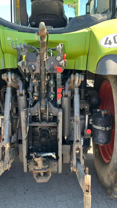 Claas Arion 650 - 拖拉机:图5 Claas Arion 650 - 拖拉机:图5