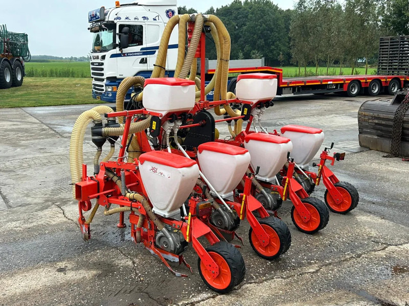 Gaspardo Gaspardo SP540 Maiszaaimachine 4 rijer Zaaimachine - 播种设备:图5 Gaspardo Gaspardo SP540 Maiszaaimachine 4 rijer Zaaimachine - 播种设备:图5