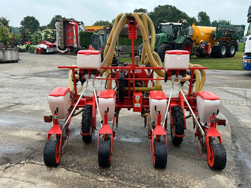 Gaspardo Gaspardo SP540 Maiszaaimachine 4 rijer Zaaimachine - 播种设备:图4 Gaspardo Gaspardo SP540 Maiszaaimachine 4 rijer Zaaimachine - 播种设备:图4