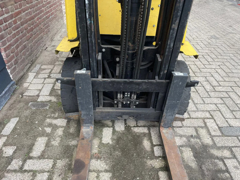 Hyster H 1.75 XM LPG LOW HOURS heftruck H 1.75 XM LPG - 叉车:图5 Hyster H 1.75 XM LPG LOW HOURS heftruck H 1.75 XM LPG - 叉车:图5