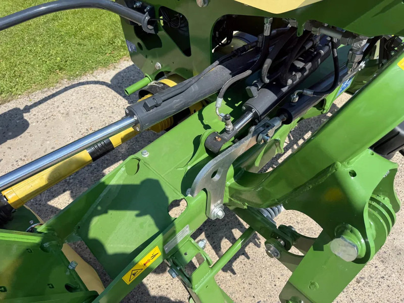Krone Easy cut B 870 MT 603-30 NIEUW VLINDERMAAIER - 割草机:图4 Krone Easy cut B 870 MT 603-30 NIEUW VLINDERMAAIER - 割草机:图4