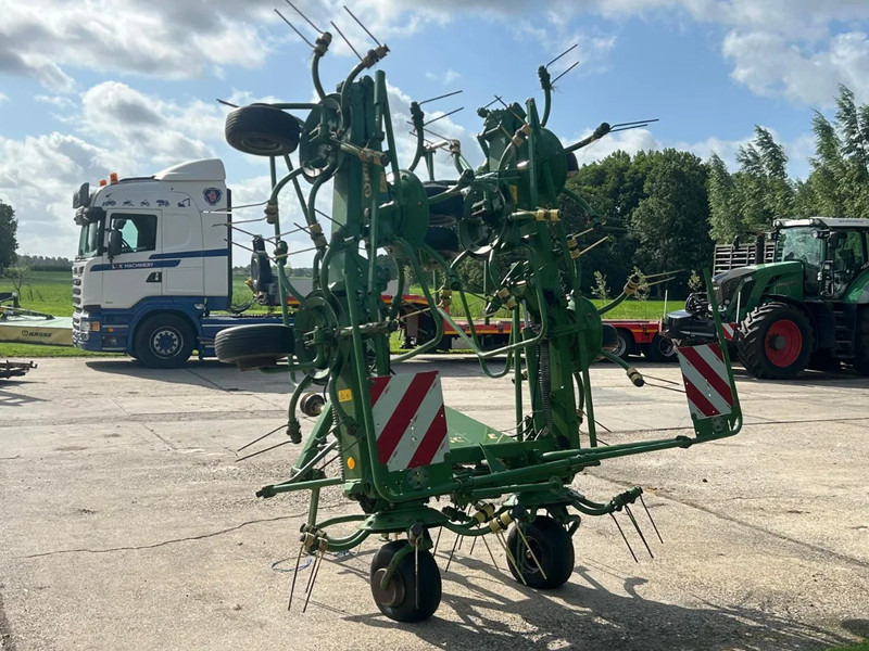 Krone KW 8.82/8 Schudder 8 elements Schudder - 翻草机/ 搂草机:图5 Krone KW 8.82/8 Schudder 8 elements Schudder - 翻草机/ 搂草机:图5