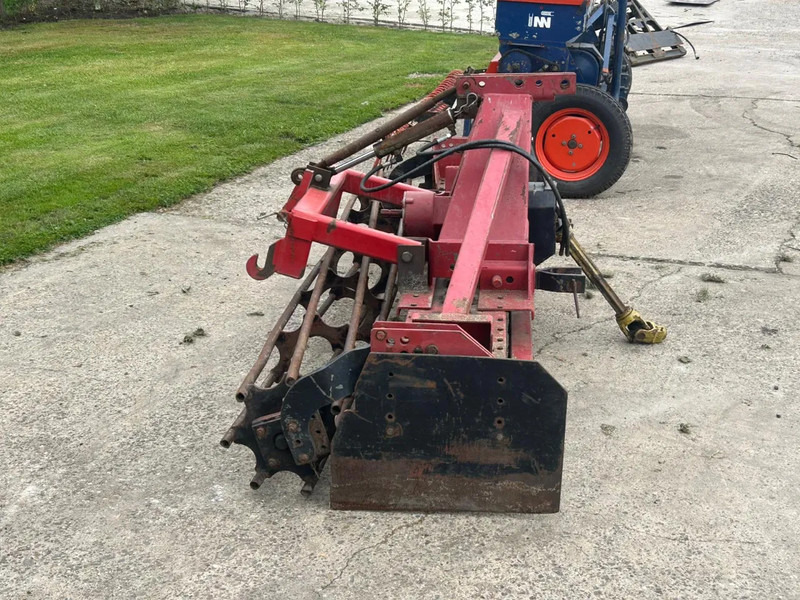 Lely Rotorkop egg Rotoregg Ploeg - 农场拖车:图2 Lely Rotorkop egg Rotoregg Ploeg - 农场拖车:图2