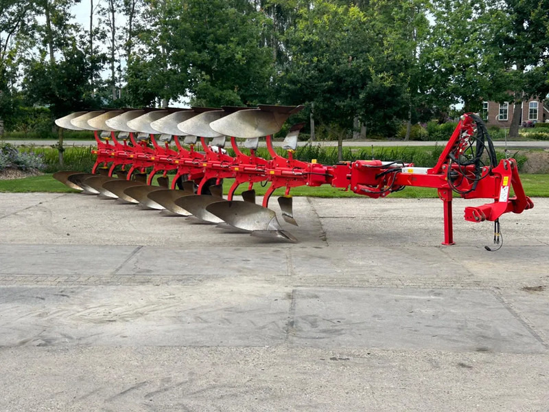 Pottinger 8 schaar wentelploeg getrokken Servo S 6.50 P N 8 Schar 8102/46W - 犁:图1 Pottinger 8 schaar wentelploeg getrokken Servo S 6.50 P N 8 Schar 8102/46W - 犁:图1