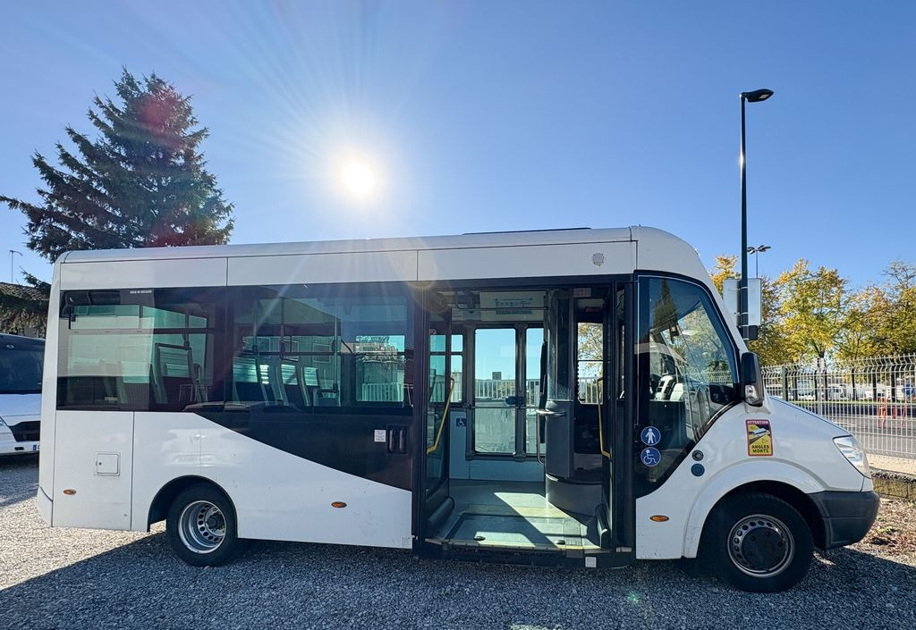 MERCEDES-BENZ MERCEDES CYTIOS 3 - 城市巴士:图4 MERCEDES-BENZ MERCEDES CYTIOS 3 - 城市巴士:图4