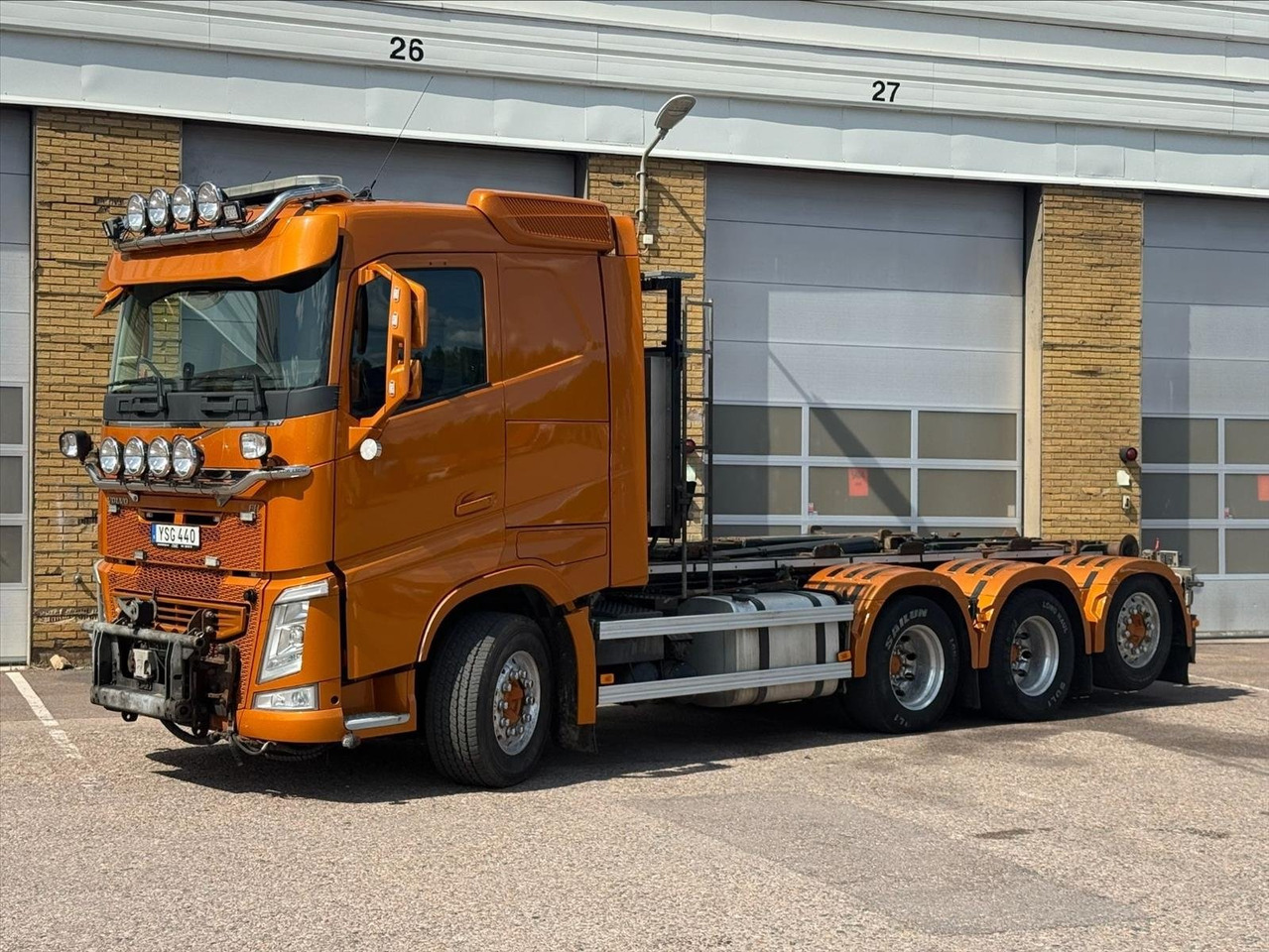 Lastväxlare Volvo FH 12.8 I-Shift, 510hk, 8x4 -2018 | Plogutrustad - 吊钩升降车:图1 Lastväxlare Volvo FH 12.8 I-Shift, 510hk, 8x4 -2018 | Plogutrustad - 吊钩升降车:图1