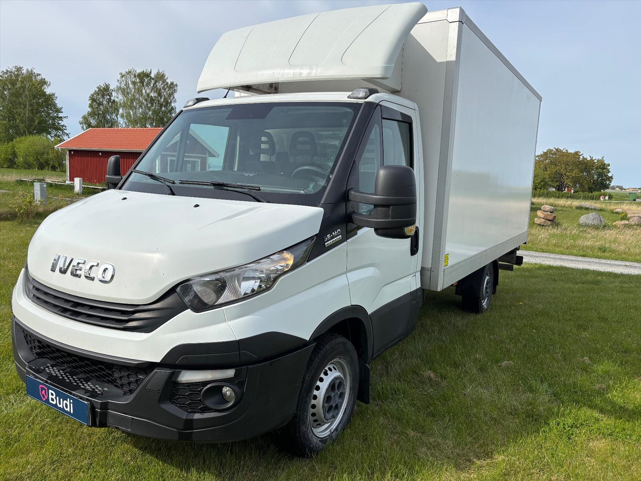 Lätt lastbil Iveco Daily -2019 | 35-140 | Chassi Cab 2.3 JTD | Hi-Matic |136hk - 厢式货车:图1 Lätt lastbil Iveco Daily -2019 | 35-140 | Chassi Cab 2.3 JTD | Hi-Matic |136hk - 厢式货车:图1