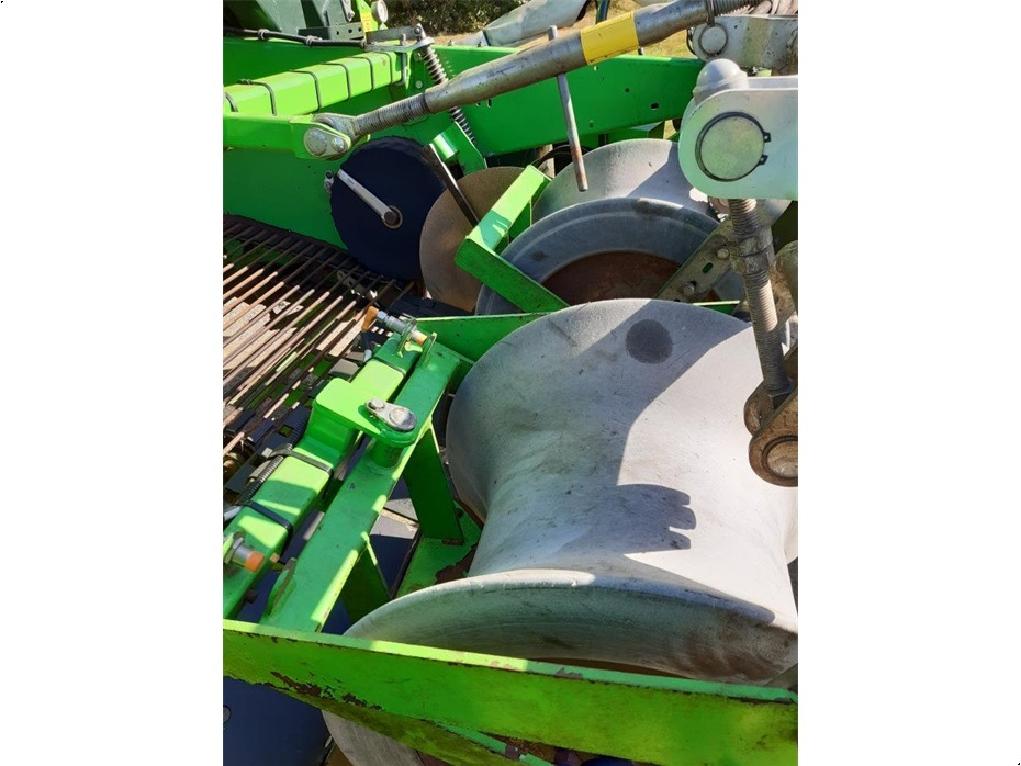 马铃薯收获机 AVR
SPIRIT 9200：图9