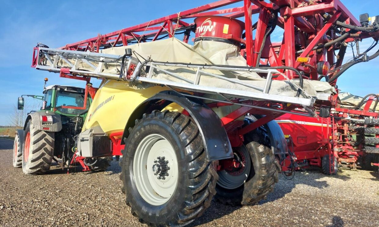 Hardi Commander 6600i - 36m Twin - 牵引式喷雾机:图3 Hardi Commander 6600i - 36m Twin - 牵引式喷雾机:图3