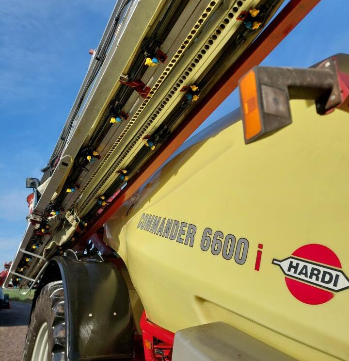 Hardi Commander 6600i - 36m Twin - 牵引式喷雾机:图5 Hardi Commander 6600i - 36m Twin - 牵引式喷雾机:图5