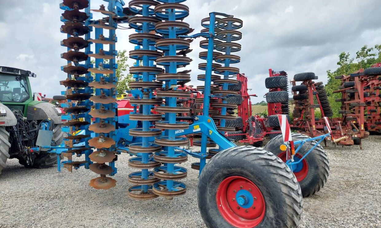Lemken Heliodor 9/700 KA - 圆盘耙:图3 Lemken Heliodor 9/700 KA - 圆盘耙:图3