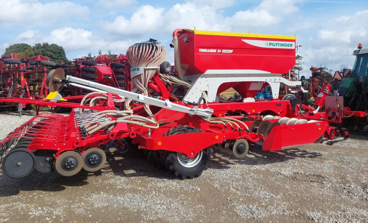 Pöttinger Terrasem R4 Fertilizer - 条播机:图1 Pöttinger Terrasem R4 Fertilizer - 条播机:图1