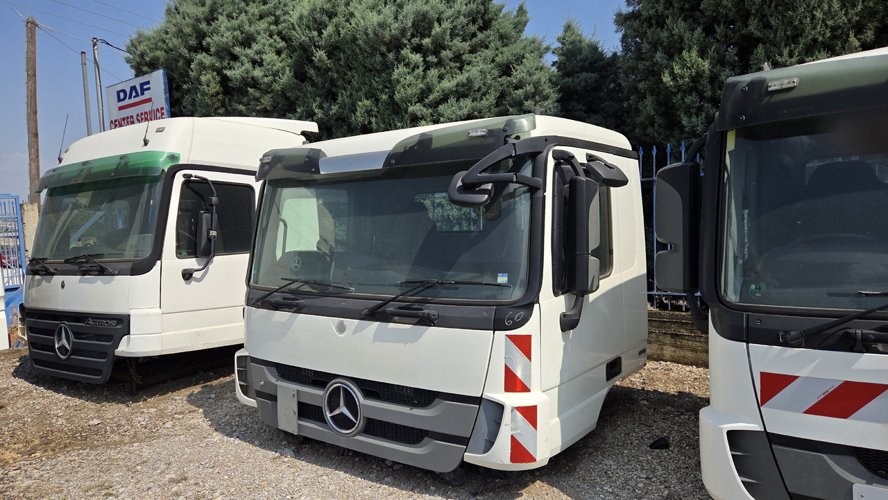 MERCEDES-BENZ ACTROS MP1-MP2-MP3 - 驾驶室:图3 MERCEDES-BENZ ACTROS MP1-MP2-MP3 - 驾驶室:图3