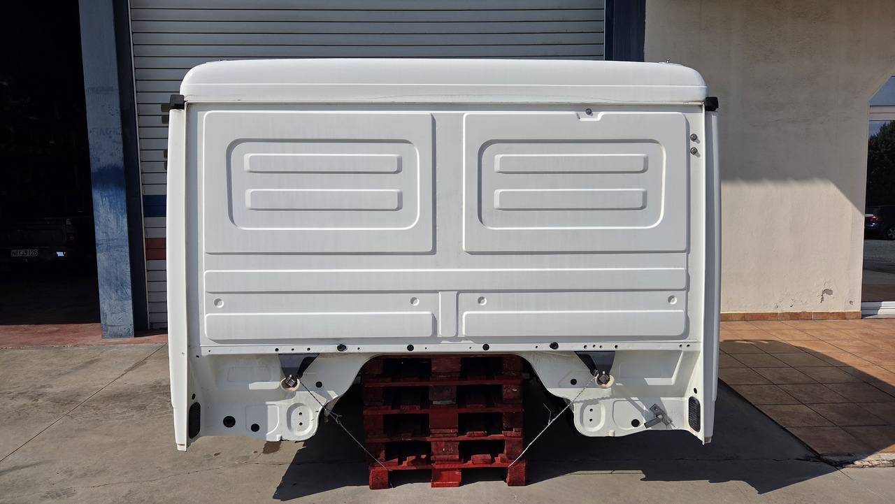 MERCEDES-BENZ ACTROS MP3 EURO 5 MEDIUM SIZE - 驾驶室:图4 MERCEDES-BENZ ACTROS MP3 EURO 5 MEDIUM SIZE - 驾驶室:图4