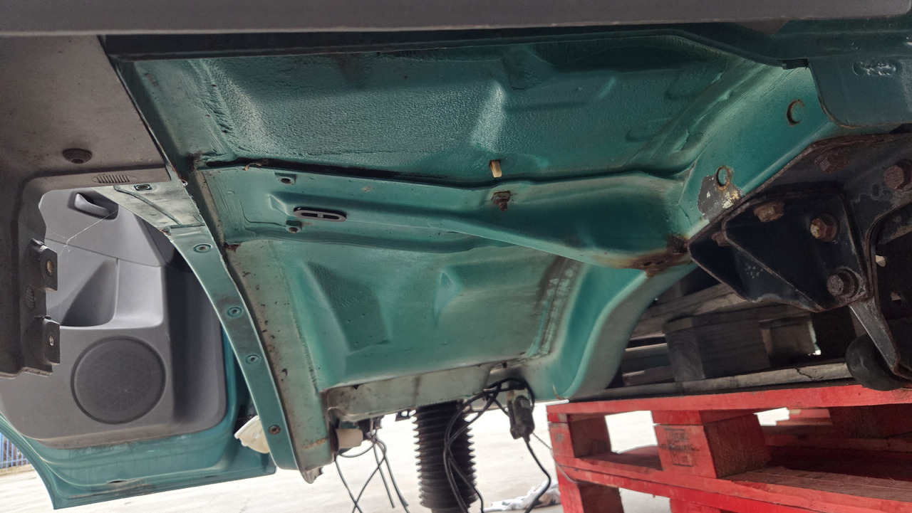 驾驶室 适用于 卡车 MERCEDES-BENZ ATEGO 3 EURO 5:图6 驾驶室 适用于 卡车 MERCEDES-BENZ ATEGO 3 EURO 5:图6