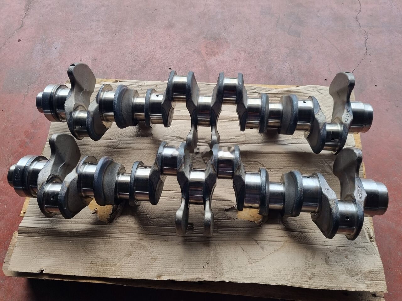 Mercedes-Benz ACTROS MP4 EURO6 Mercedes-Benz ACTROS MP4 EURO 6 - 曲轴 适用于 卡车:图4 Mercedes-Benz ACTROS MP4 EURO6 Mercedes-Benz ACTROS MP4 EURO 6 - 曲轴 适用于 卡车:图4