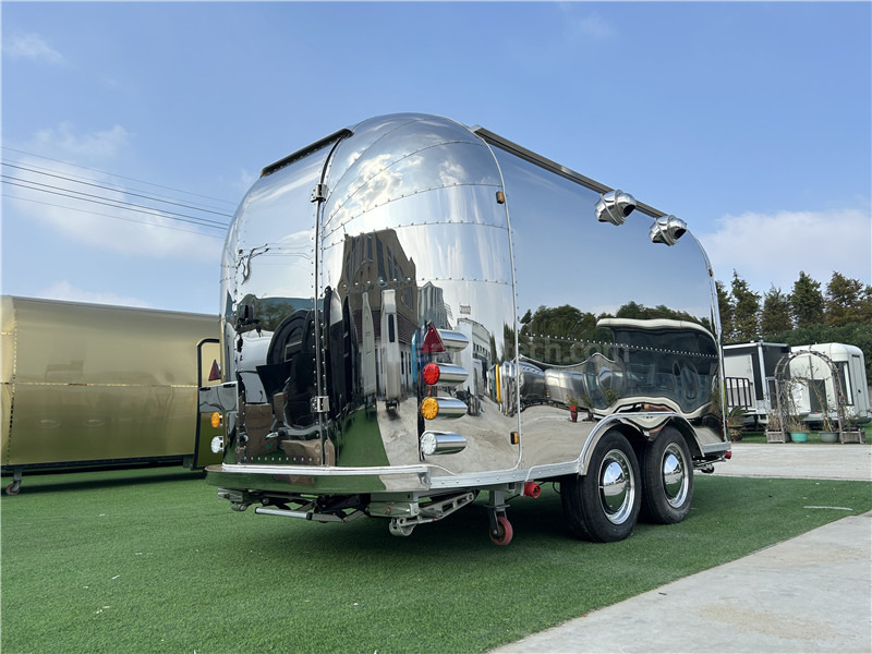 HUANMAI Burger Food Truck Beverage Food Trailer - 自动售货拖车:图5 HUANMAI Burger Food Truck Beverage Food Trailer - 自动售货拖车:图5