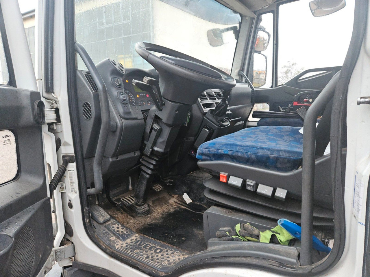 Iveco ML120E22 Pritsche mit Kran Funck - 栏板式/ 平板卡车, 起重车:图5 Iveco ML120E22 Pritsche mit Kran Funck - 栏板式/ 平板卡车, 起重车:图5