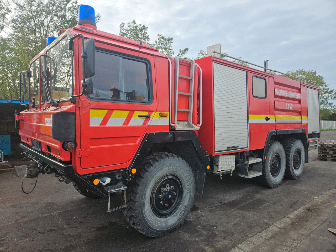 MAN KAT 6x6 Tanklöschfahrzeug - 罐车:图1 MAN KAT 6x6 Tanklöschfahrzeug - 罐车:图1