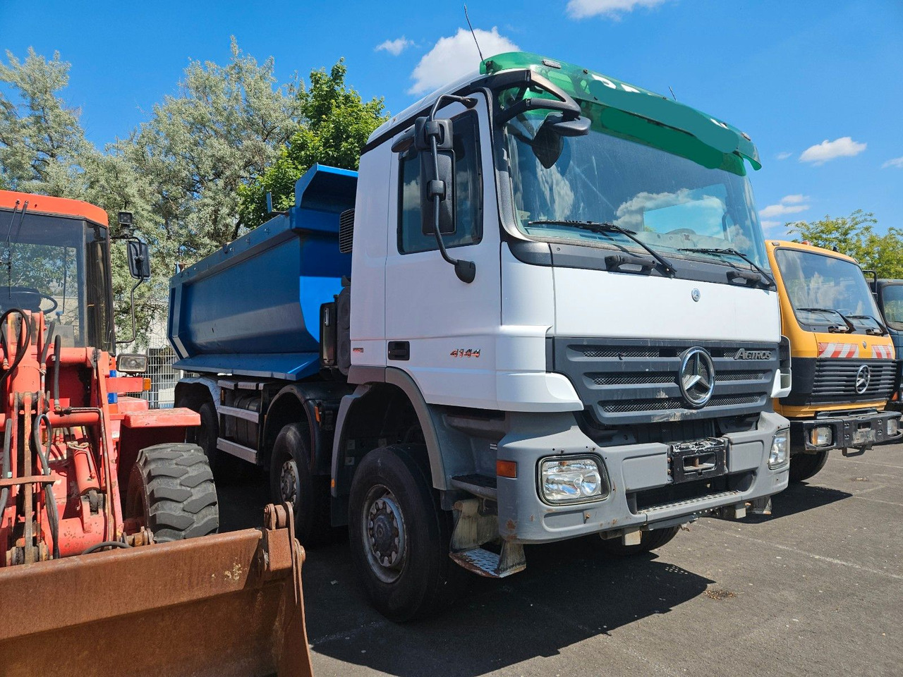 Mercedes-Benz Actros 4144 8x8 Hinterkipper - 翻斗车:图2 Mercedes-Benz Actros 4144 8x8 Hinterkipper - 翻斗车:图2