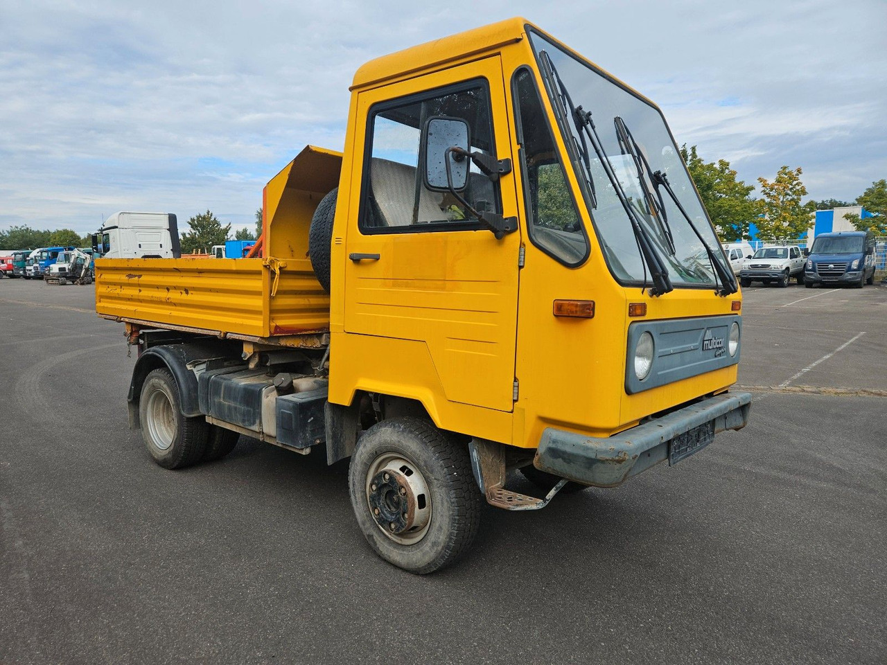 Multicar M26 Dreiseitenkipper 4x4 - 翻斗货车:图3 Multicar M26 Dreiseitenkipper 4x4 - 翻斗货车:图3