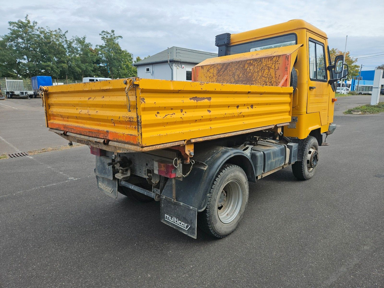 Multicar M26 Dreiseitenkipper 4x4 - 翻斗货车:图5 Multicar M26 Dreiseitenkipper 4x4 - 翻斗货车:图5