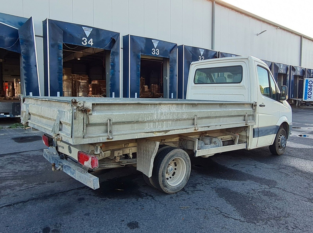 Volkswagen Crafter 50 Dreiseitenkipper - 翻斗货车:图4 Volkswagen Crafter 50 Dreiseitenkipper - 翻斗货车:图4
