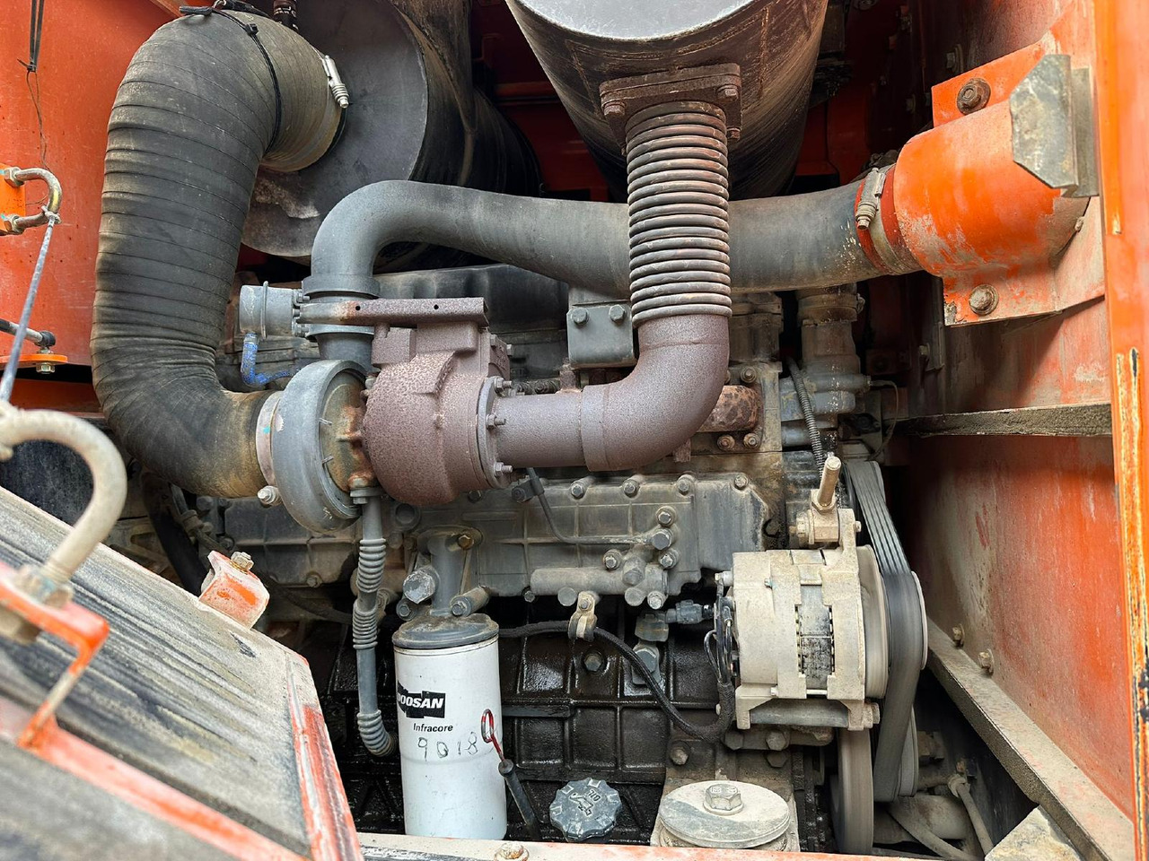 Doosan DL 300 - 轮式装载机:图3 Doosan DL 300 - 轮式装载机:图3