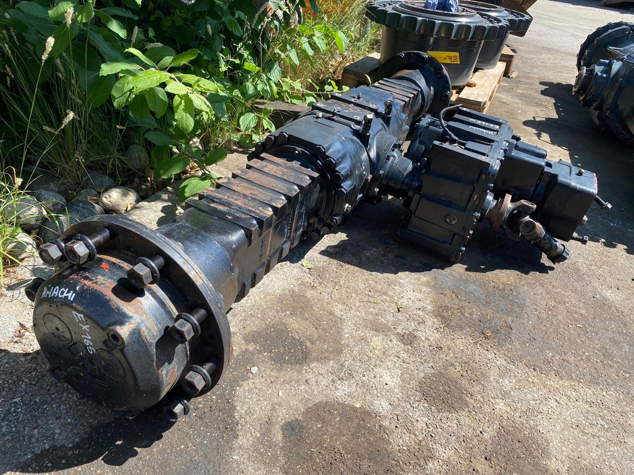 Hitachi EX 165 , Spicer Hurth - 轴及其零件 适用于 建筑机械:图1 Hitachi EX 165 , Spicer Hurth - 轴及其零件 适用于 建筑机械:图1