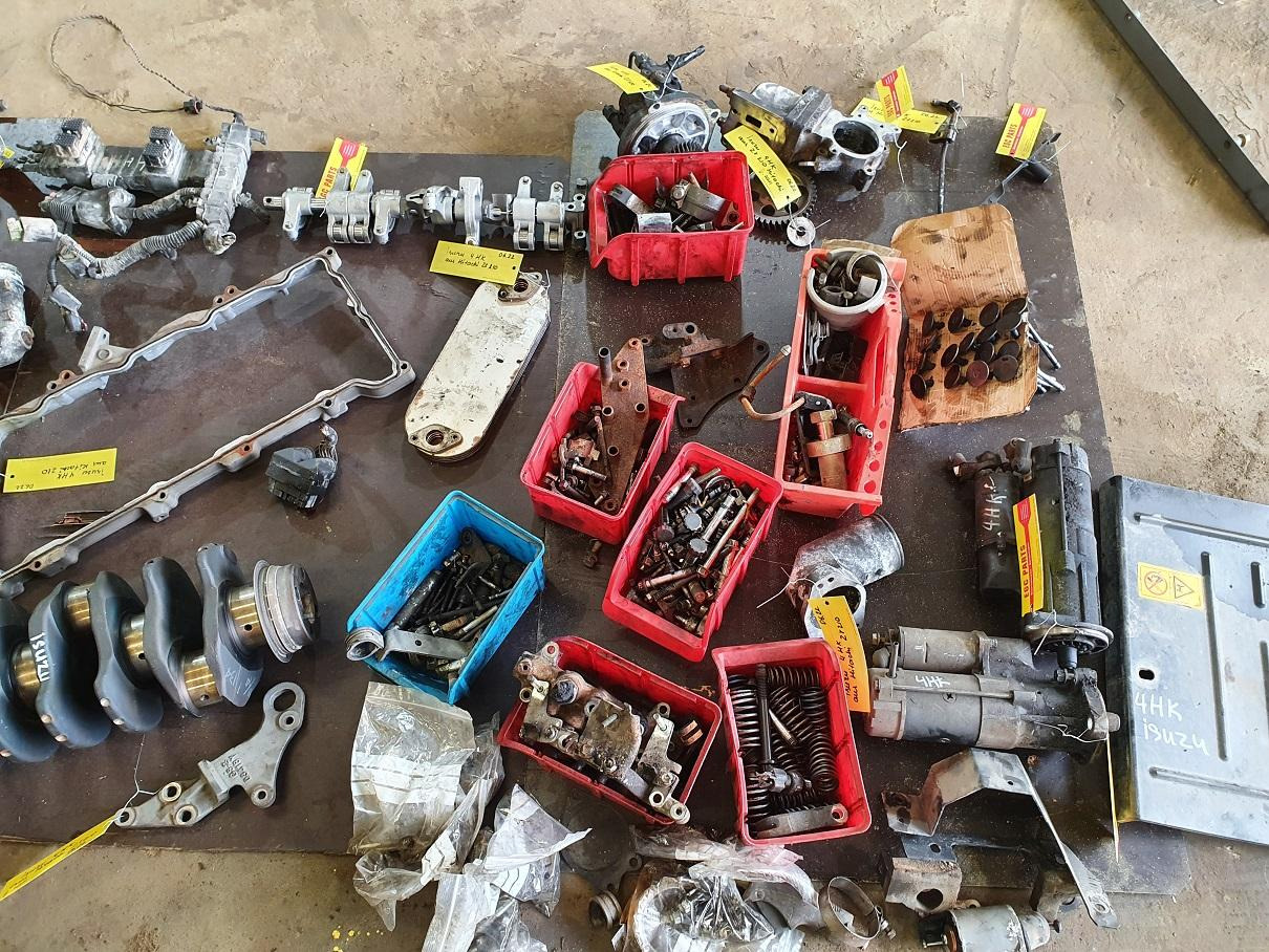 Isuzu 4HK 1X - 汽缸体 适用于 卡车:图5 Isuzu 4HK 1X - 汽缸体 适用于 卡车:图5