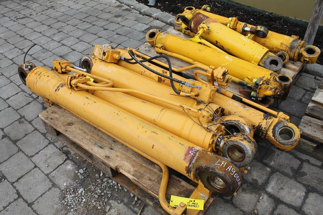 Liebherr A 900 LIT - 液压缸 适用于 建筑机械:图1 Liebherr A 900 LIT - 液压缸 适用于 建筑机械:图1