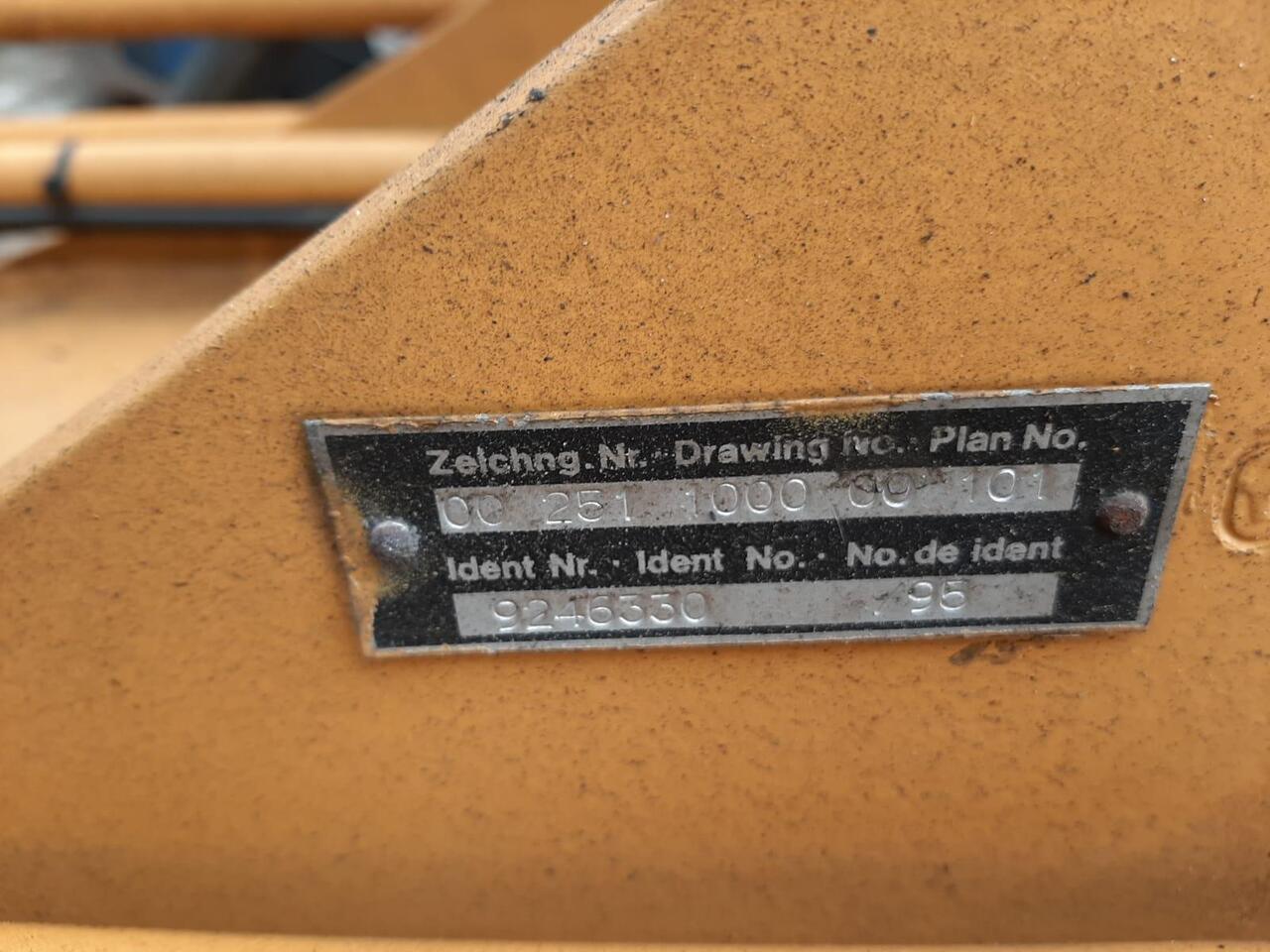 Liebherr A 900 LIT - 臂架 适用于 挖掘机:图3 Liebherr A 900 LIT - 臂架 适用于 挖掘机:图3