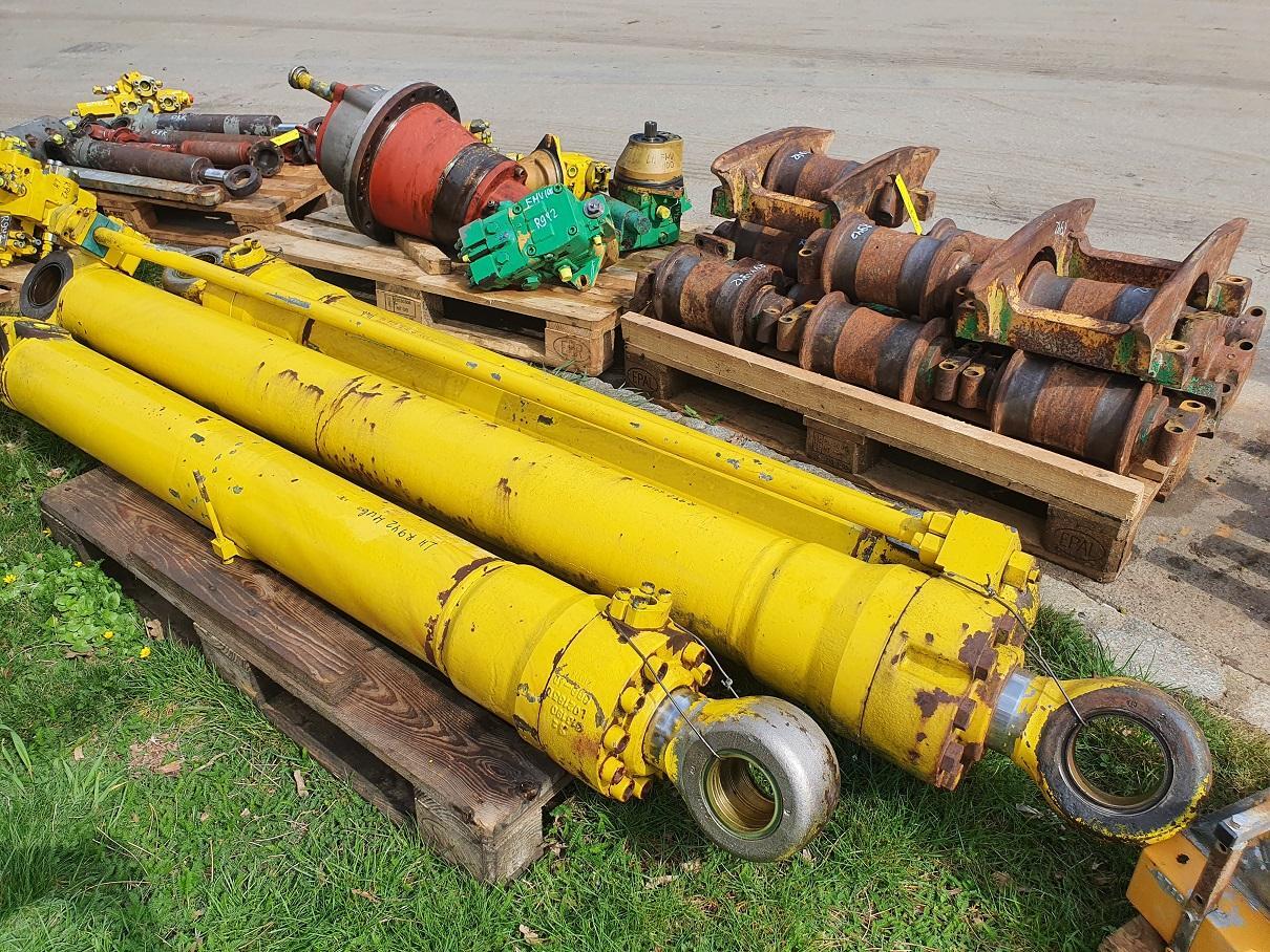 Liebherr R 942 - 液压缸 适用于 建筑机械:图1 Liebherr R 942 - 液压缸 适用于 建筑机械:图1