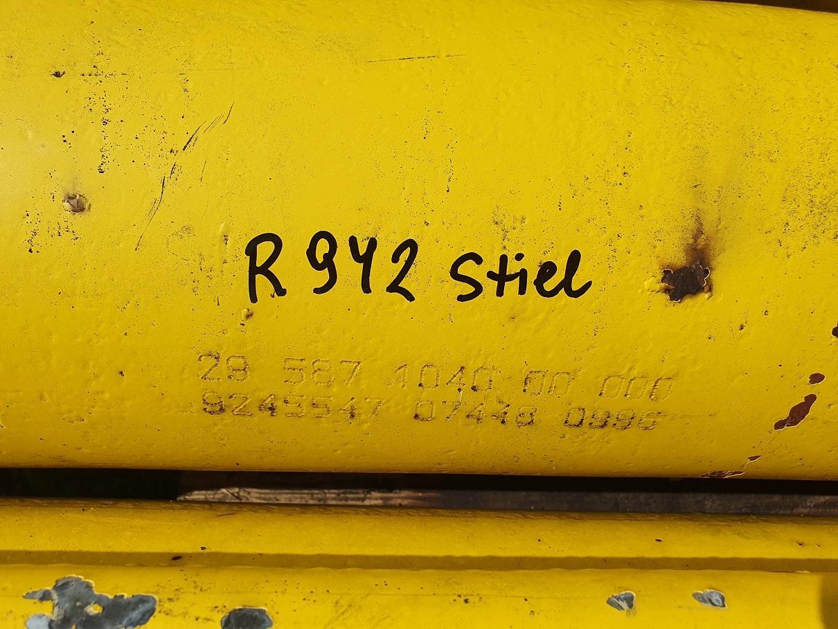 Liebherr R 942 - 液压缸 适用于 建筑机械:图5 Liebherr R 942 - 液压缸 适用于 建筑机械:图5