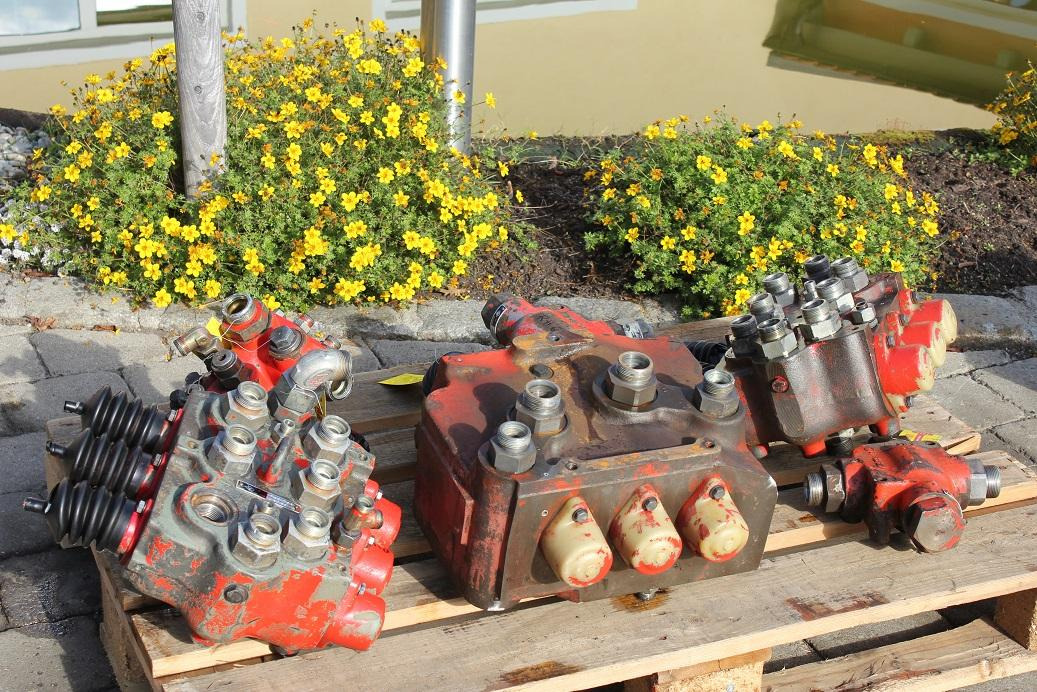 O&K RH 6 - 电气系统 适用于 建筑机械:图4 O&K RH 6 - 电气系统 适用于 建筑机械:图4