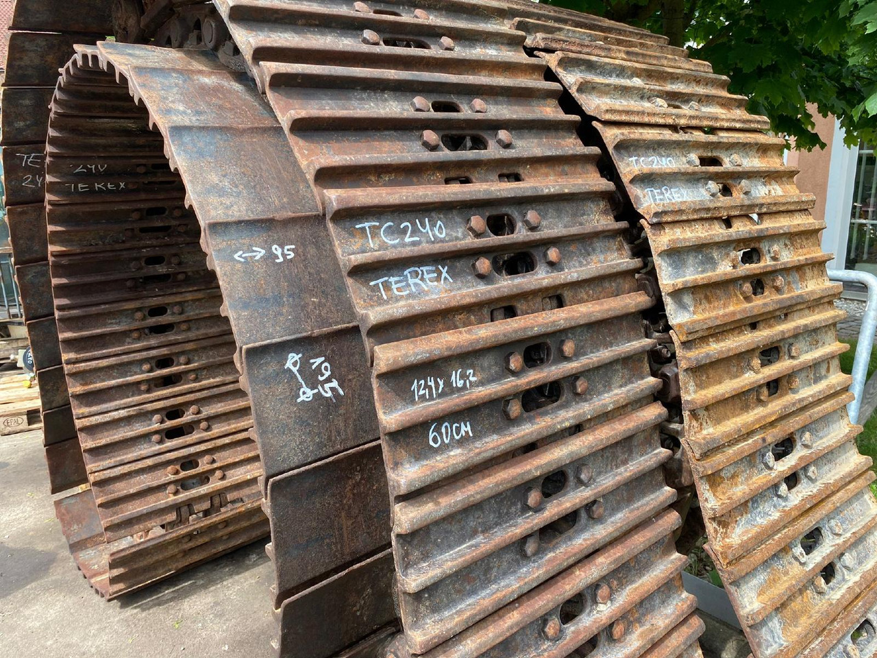 Terex TC 240 - 轨道 适用于 建筑机械:图3 Terex TC 240 - 轨道 适用于 建筑机械:图3