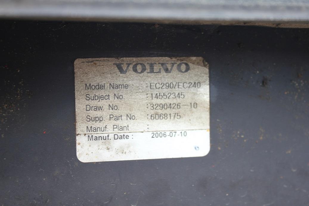 Volvo EC 240 BNLC - 冷却系统 适用于 建筑机械:图4 Volvo EC 240 BNLC - 冷却系统 适用于 建筑机械:图4