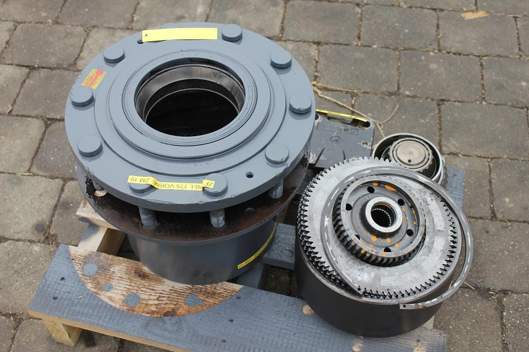 ZF APB-L 775 - 轴及其零件 适用于 建筑机械:图1 ZF APB-L 775 - 轴及其零件 适用于 建筑机械:图1
