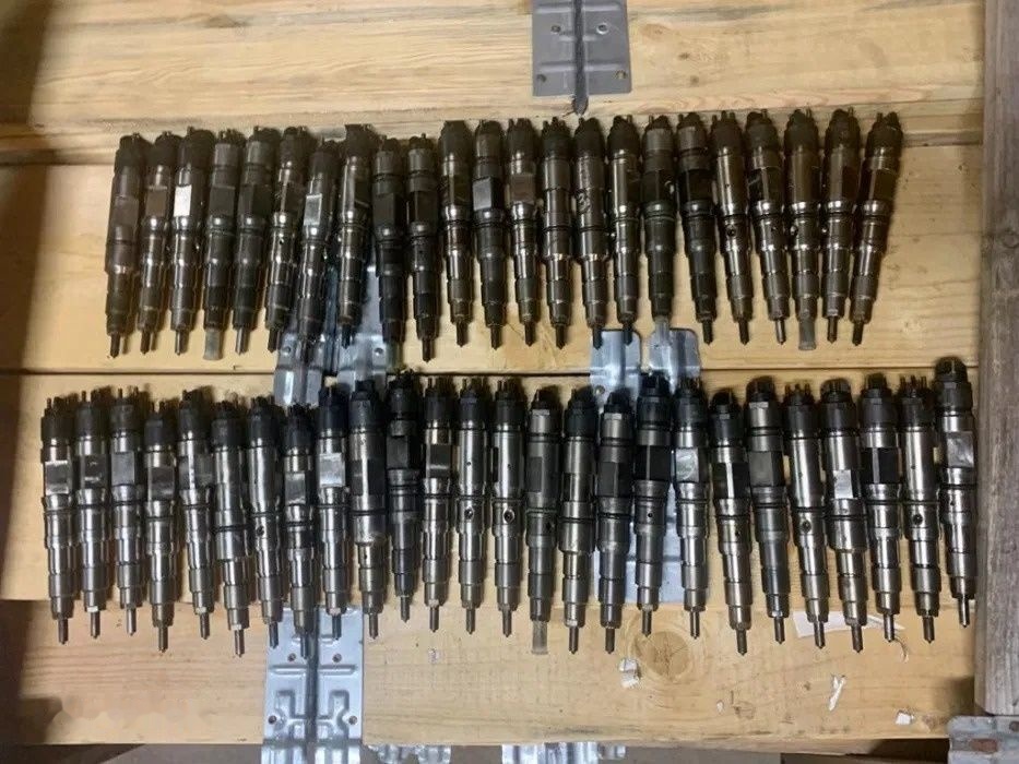 Bosch MAN TGX TGS Common Rail 0445120202 MAN TGX TGS 0445 120 202 różne numery Bosch original truck - 喷射器 适用于 卡车:图1 Bosch MAN TGX TGS Common Rail 0445120202 MAN TGX TGS 0445 120 202 różne numery Bosch original truck - 喷射器 适用于 卡车:图1