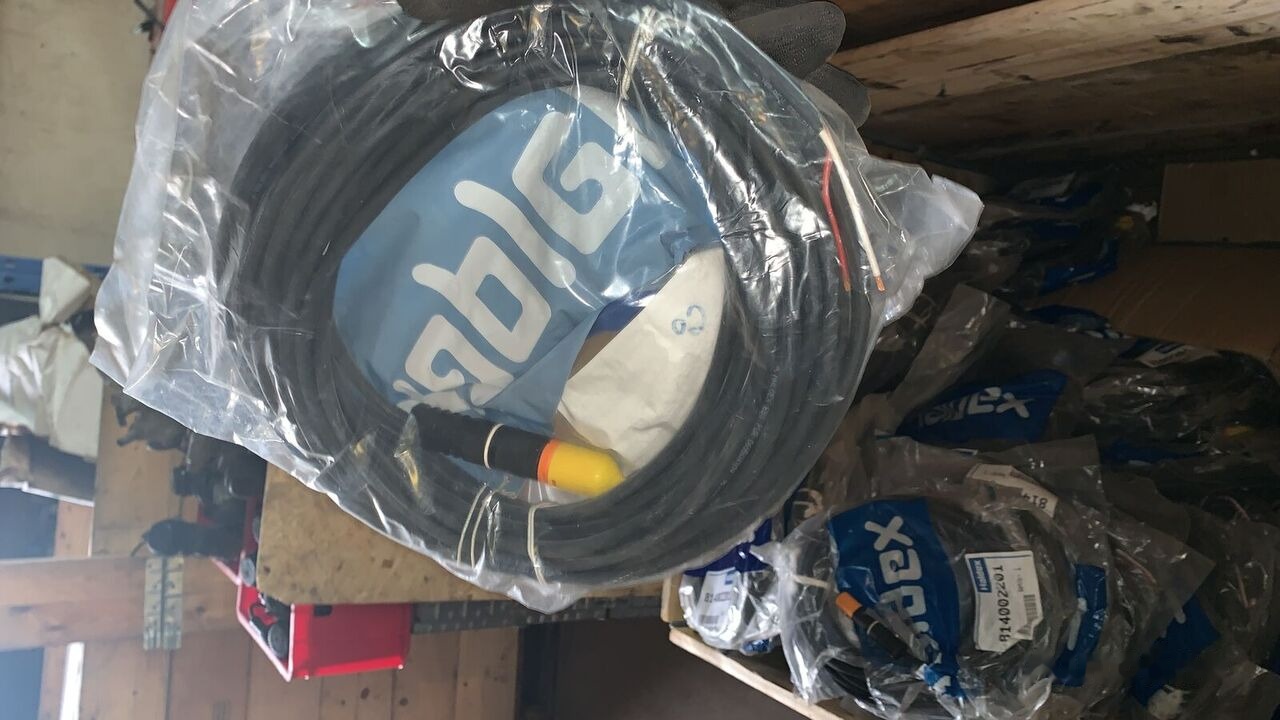 Haldex elektryczny EBS 24V 4m - 制动管路/ 软管 适用于 卡车:图4 Haldex elektryczny EBS 24V 4m - 制动管路/ 软管 适用于 卡车:图4