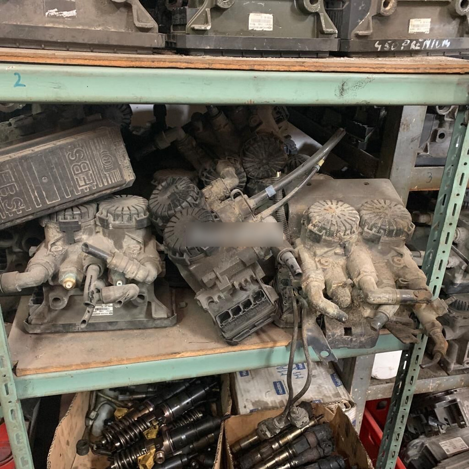 Knorr-Bremse Dwukanałowy 81.52106.6042 MAN TGA TGX TGS truck - 制动阀 适用于 卡车:图1 Knorr-Bremse Dwukanałowy 81.52106.6042 MAN TGA TGX TGS truck - 制动阀 适用于 卡车:图1