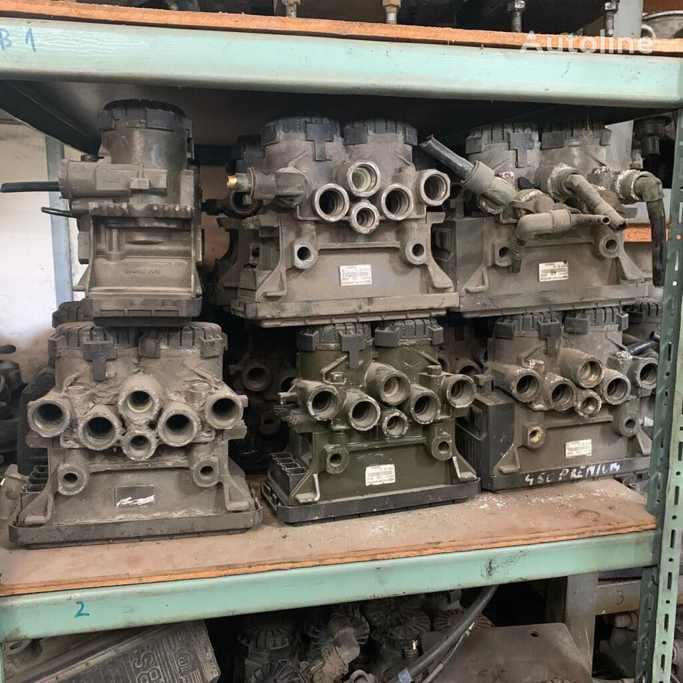 Knorr-Bremse Dwukanałowy 81.52106.6042 MAN TGA TGX TGS truck - 制动阀 适用于 卡车:图4 Knorr-Bremse Dwukanałowy 81.52106.6042 MAN TGA TGX TGS truck - 制动阀 适用于 卡车:图4