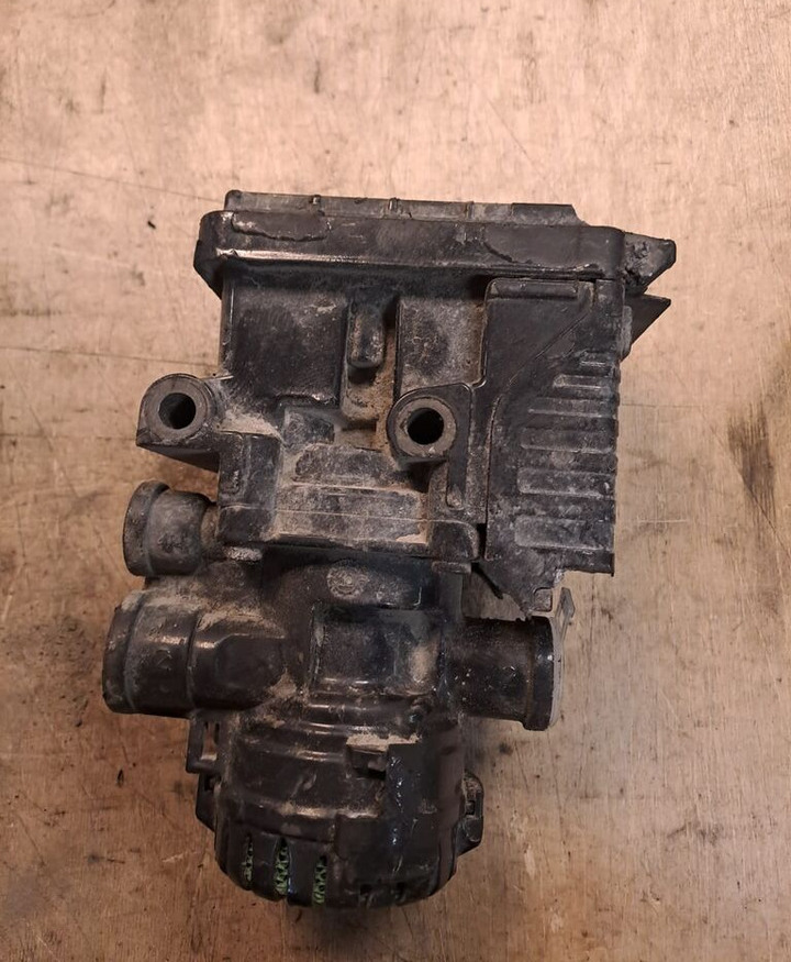 Knorr-Bremse K050211 MAN - 制动阀 适用于 卡车:图1 Knorr-Bremse K050211 MAN - 制动阀 适用于 卡车:图1