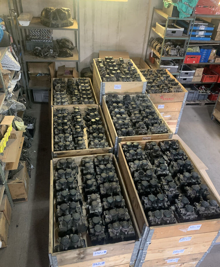 Knorr-Bremse TEBS ES2060 K019312 Knorr-Bremse - 制动阀 适用于 全挂车:图1 Knorr-Bremse TEBS ES2060 K019312 Knorr-Bremse - 制动阀 适用于 全挂车:图1