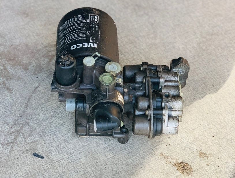 Knorr-Bremse Zespół przygotowania powietrza LA8609 IVECO Stralis truck - 进气系统 适用于 卡车:图1 Knorr-Bremse Zespół przygotowania powietrza LA8609 IVECO Stralis truck - 进气系统 适用于 卡车:图1