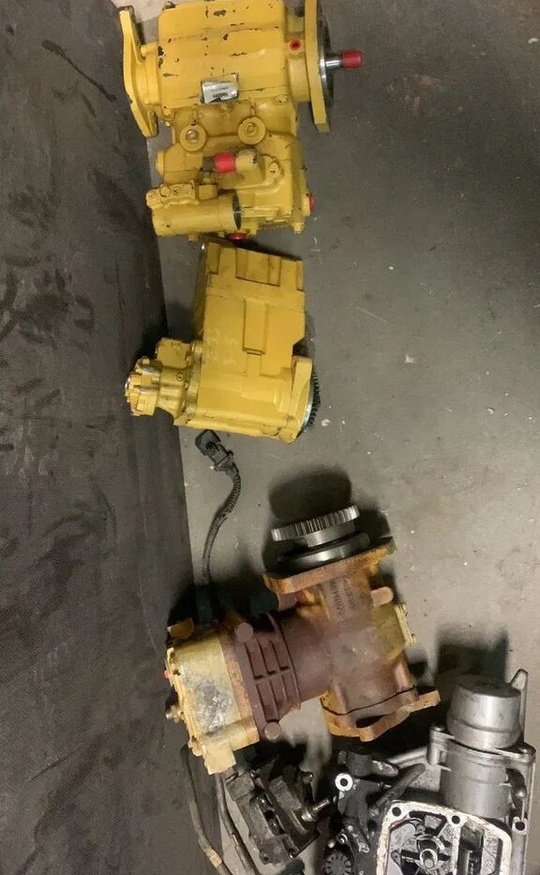 Kompresor Powietrza Perkins / Caterpillar K020283 - 空气制动压缩机 适用于 卡车:图1 Kompresor Powietrza Perkins / Caterpillar K020283 - 空气制动压缩机 适用于 卡车:图1