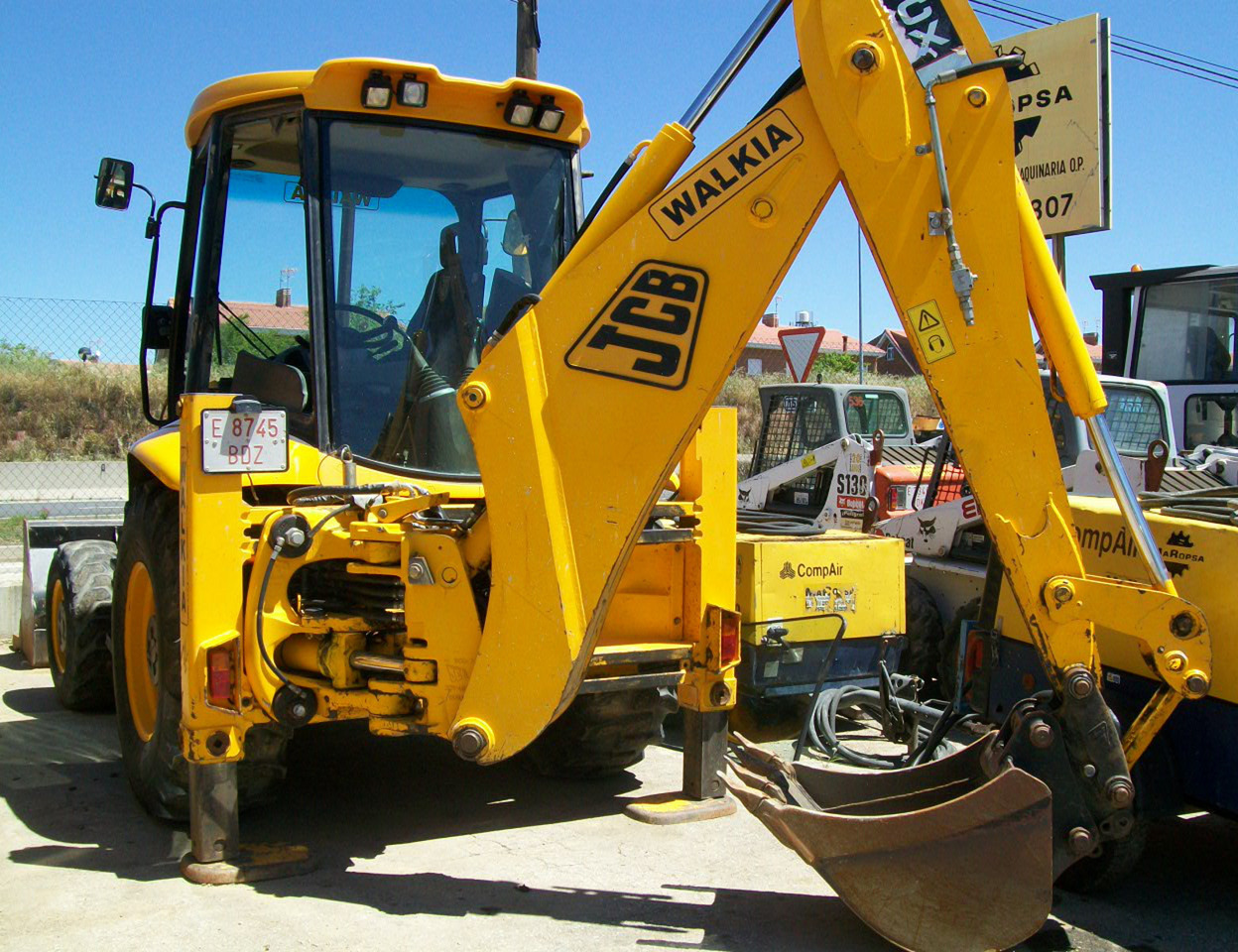 Pala Mixta JCB 3CX 4T - 反铲装载机:图1 Pala Mixta JCB 3CX 4T - 反铲装载机:图1