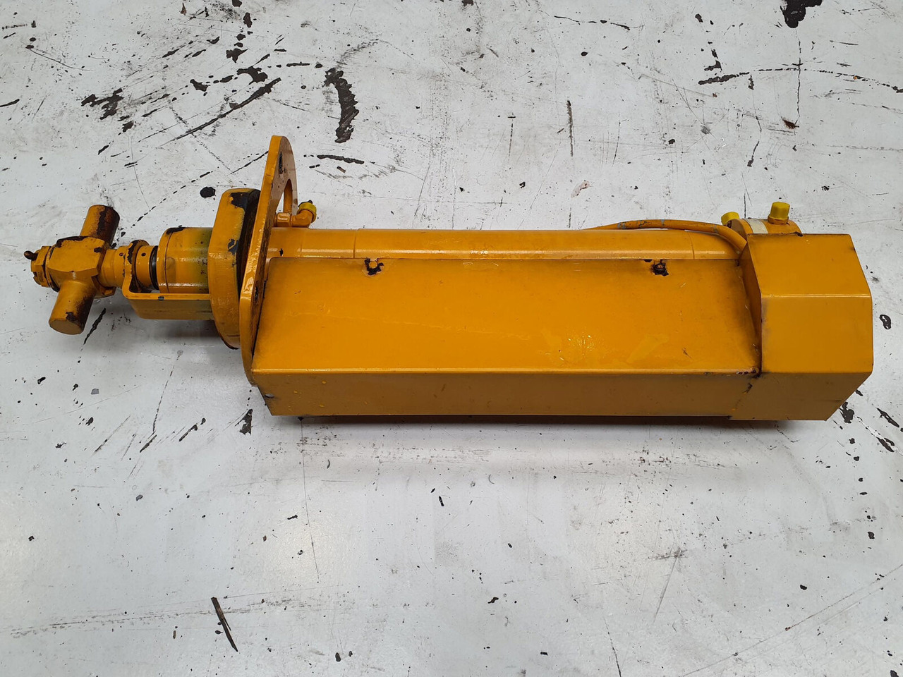FAUN ATF 45-3 counterweight cylinder - 液压缸 适用于 起重机:图2 FAUN ATF 45-3 counterweight cylinder - 液压缸 适用于 起重机:图2