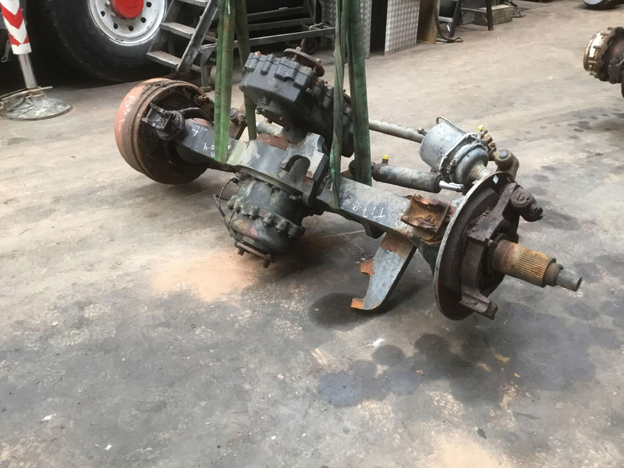 FAUN ATF 60-4 axle 3 - 轴及其零件 适用于 移动式起重机:图4 FAUN ATF 60-4 axle 3 - 轴及其零件 适用于 移动式起重机:图4